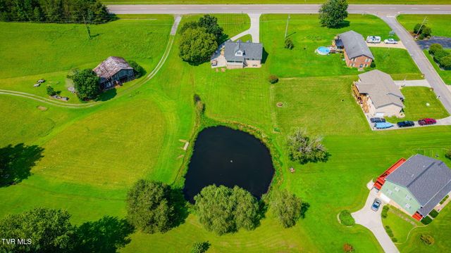 8121 Highway 11w, Rogersville, TN 37857