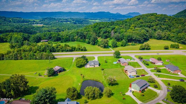 8121 Highway 11w, Rogersville, TN 37857
