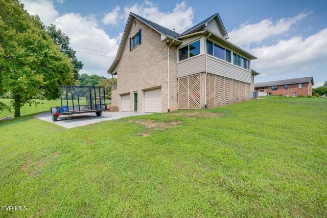 8121 Highway 11w, Rogersville, TN 37857