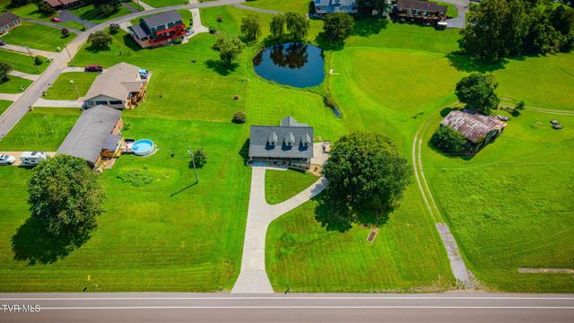 8121 Highway 11w, Rogersville, TN 37857