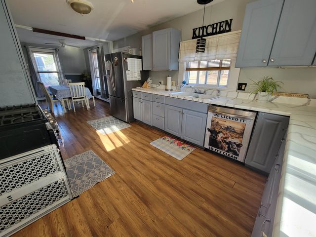 20 Walnut Street, Concord, NH 03303