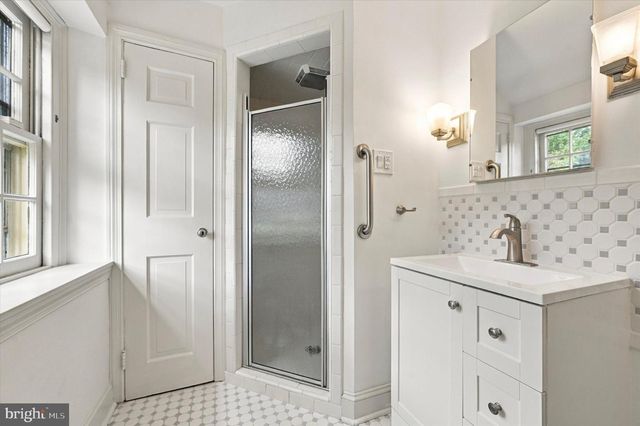 122 GRASMERE RD, Bala Cynwyd, PA 19004