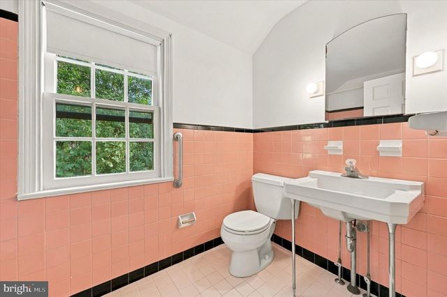 122 GRASMERE RD, Bala Cynwyd, PA 19004