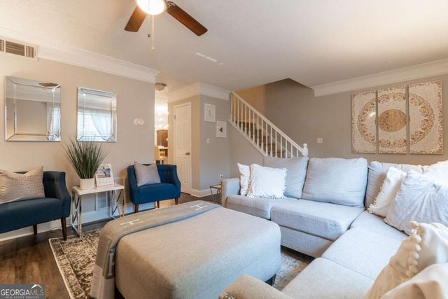 6900 Roswell Road N13, Sandy Springs, GA 30328
