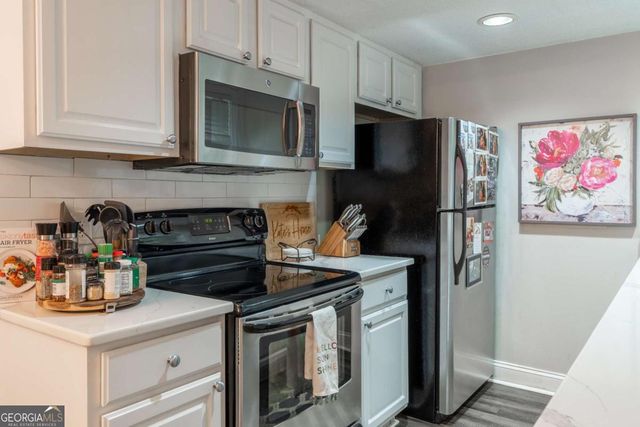 6900 Roswell Road N13, Sandy Springs, GA 30328