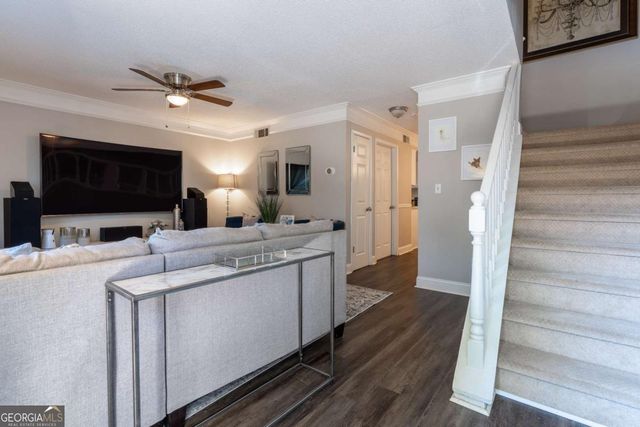 6900 Roswell Road N13, Sandy Springs, GA 30328