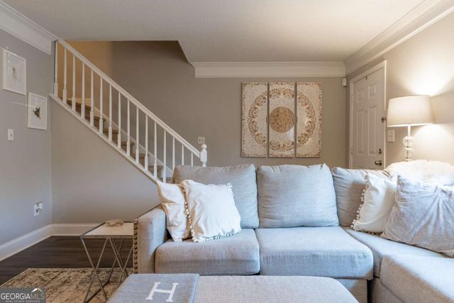 6900 Roswell Road N13, Sandy Springs, GA 30328