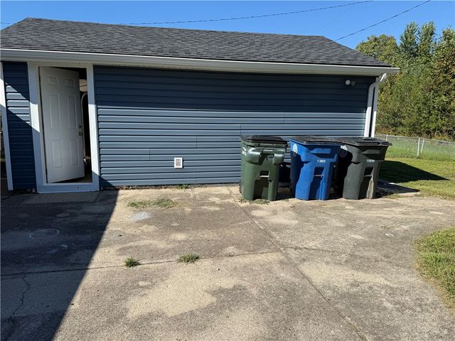 2243 Newgate Avenue, Dayton, OH 45420