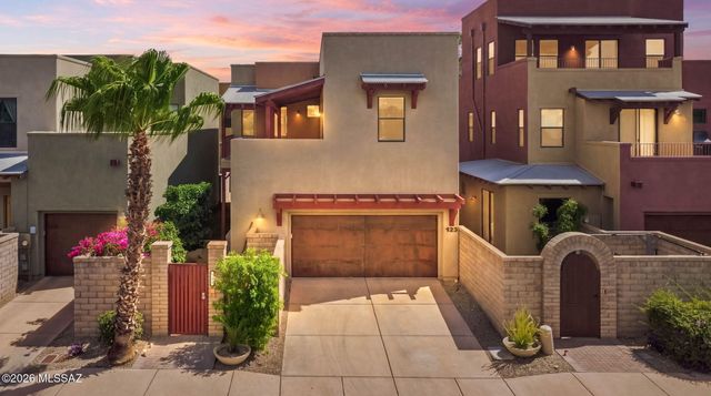 123 E Castlefield Circle, Tucson, AZ 85704