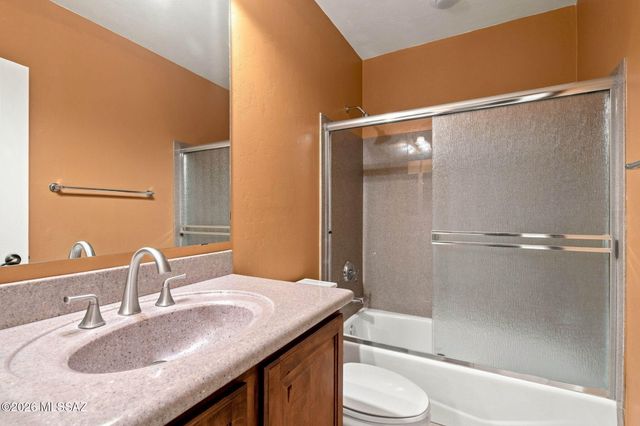 123 E Castlefield Circle, Tucson, AZ 85704