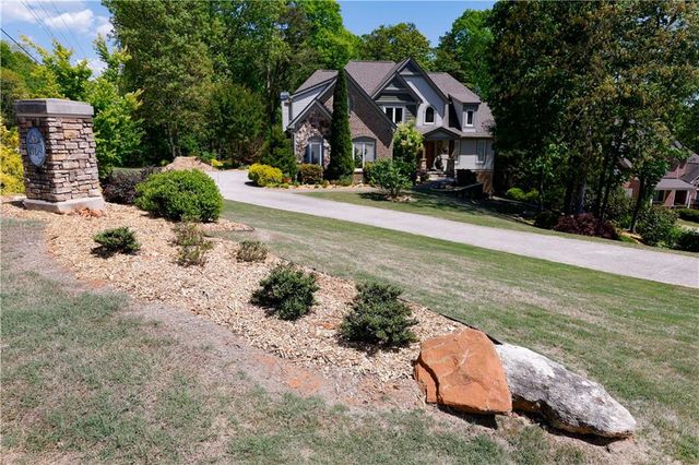 3661 Grandview Drive, Gainesville, GA 30506
