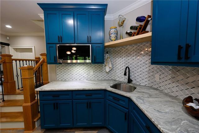 3661 Grandview Drive, Gainesville, GA 30506