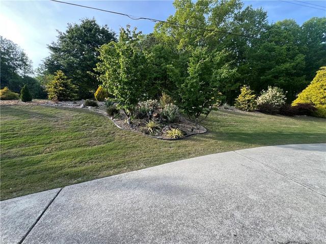 3661 Grandview Drive, Gainesville, GA 30506
