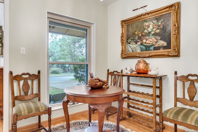 13058 N HUNTERS CIR, San Antonio, TX 78230