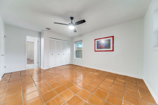 13058 N HUNTERS CIR, San Antonio, TX 78230