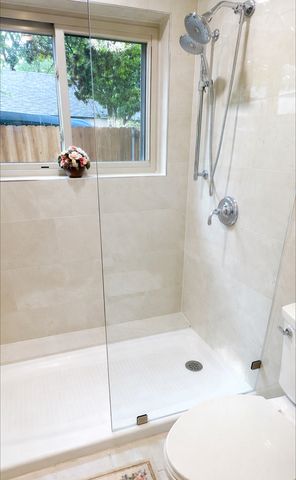 13058 N HUNTERS CIR, San Antonio, TX 78230