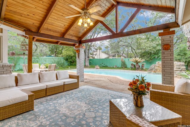 13058 N HUNTERS CIR, San Antonio, TX 78230