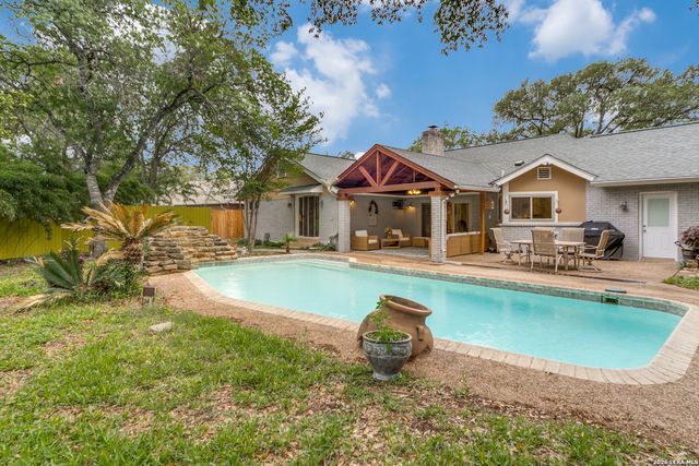 13058 N HUNTERS CIR, San Antonio, TX 78230