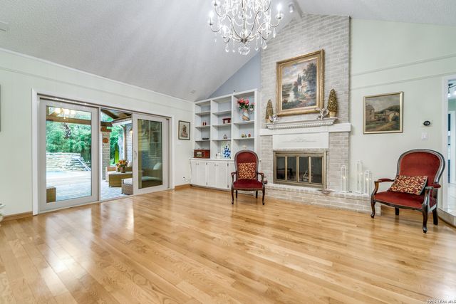 13058 N HUNTERS CIR, San Antonio, TX 78230