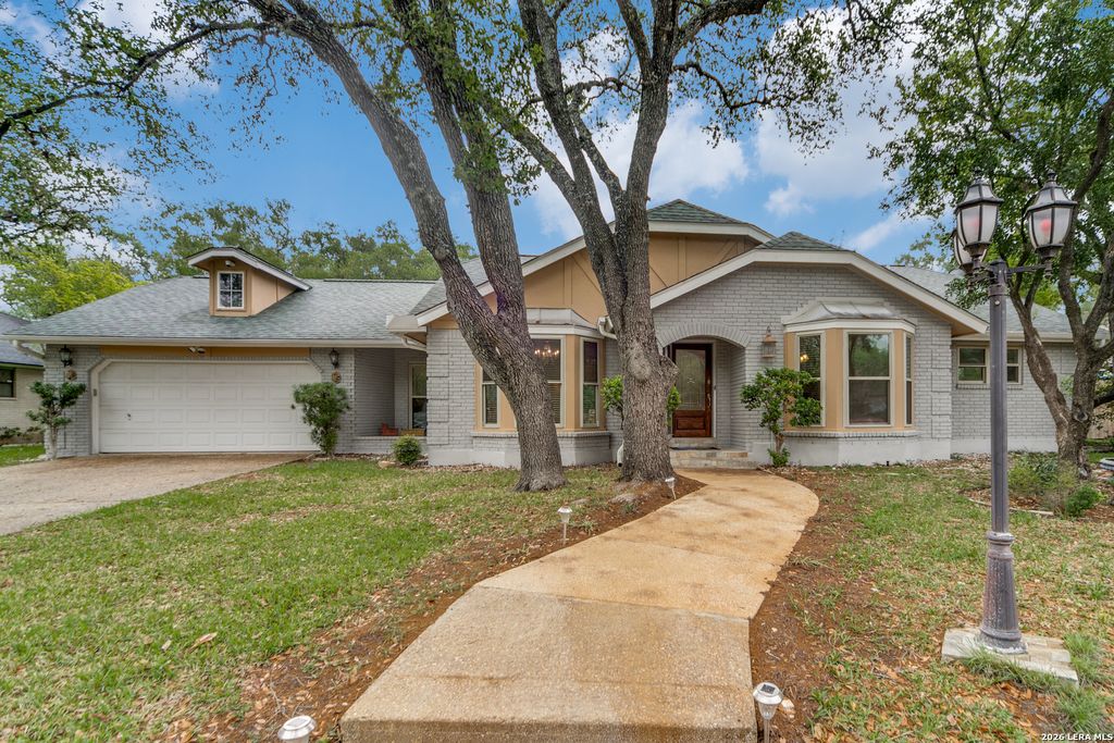13058 N HUNTERS CIR, San Antonio, TX 78230