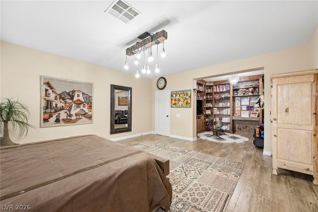 11151 Golden Aster Avenue, Las Vegas, NV 89135