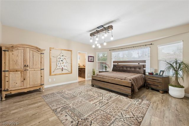 11151 Golden Aster Avenue, Las Vegas, NV 89135