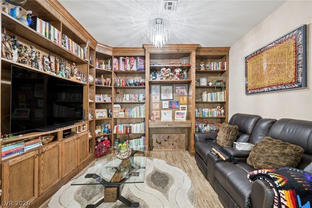 11151 Golden Aster Avenue, Las Vegas, NV 89135