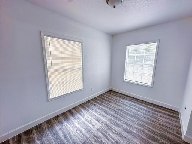 2555 Pierce Street, Beaumont, TX 77703