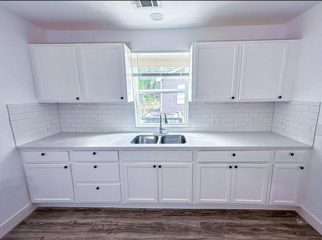 2555 Pierce Street, Beaumont, TX 77703