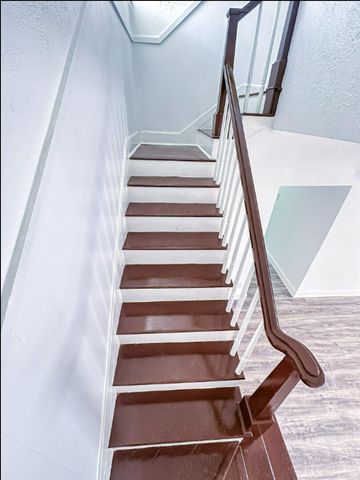 2555 Pierce Street, Beaumont, TX 77703