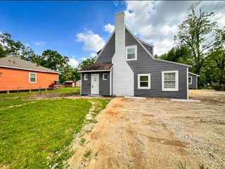 2555 Pierce Street, Beaumont, TX 77703