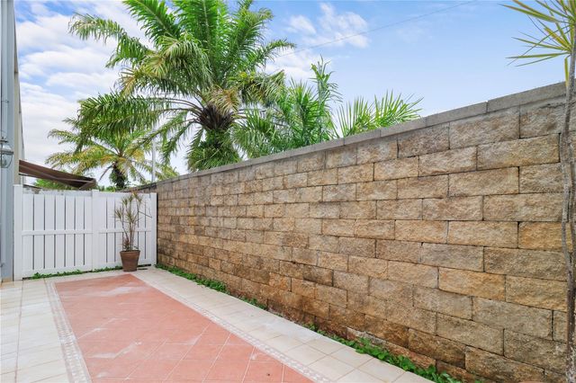 16 CIELO PERLA STREET, Vega Alta, PR 00692