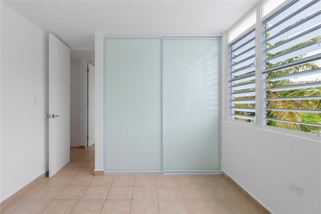 16 CIELO PERLA STREET, Vega Alta, PR 00692