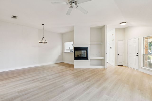 235 S Briery Road, Irving, TX 75060