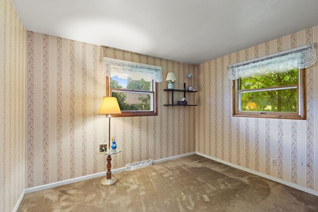 1713 Oak Street, Spring Grove, IL 60081