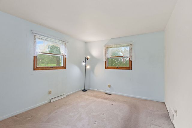 1713 Oak Street, Spring Grove, IL 60081