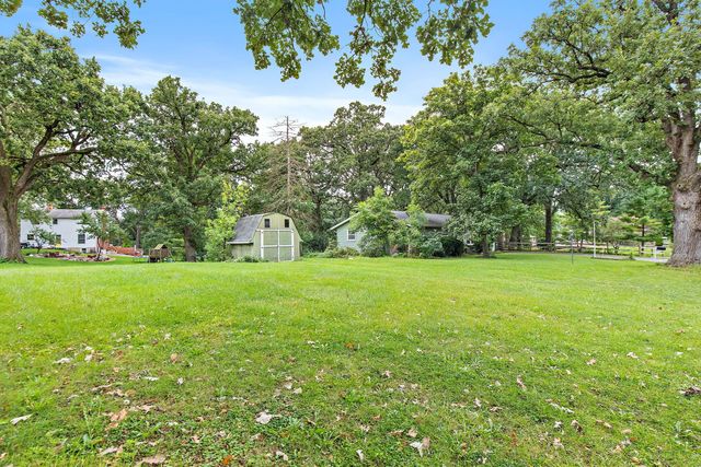 1713 Oak Street, Spring Grove, IL 60081