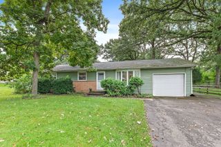 1713 Oak Street, Spring Grove, IL 60081