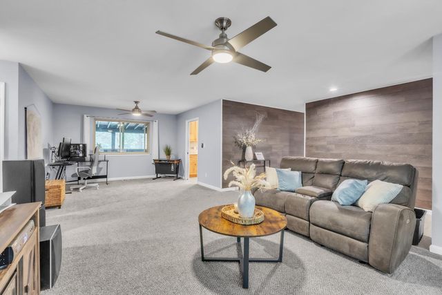 6165 Happy Pines Dr, Foresthill, CA 95631