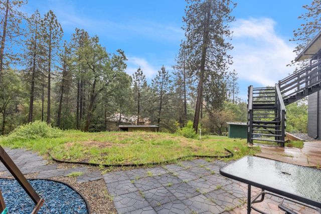 6165 Happy Pines Dr, Foresthill, CA 95631