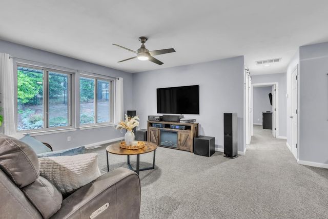 6165 Happy Pines Dr, Foresthill, CA 95631