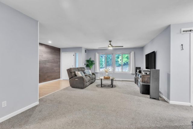 6165 Happy Pines Dr, Foresthill, CA 95631