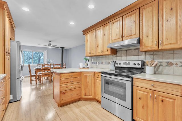 6165 Happy Pines Dr, Foresthill, CA 95631