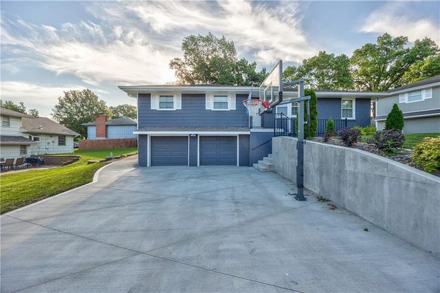 10717 McGee Street, Kansas City, MO 64114