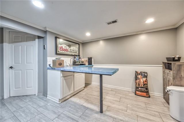 10717 McGee Street, Kansas City, MO 64114