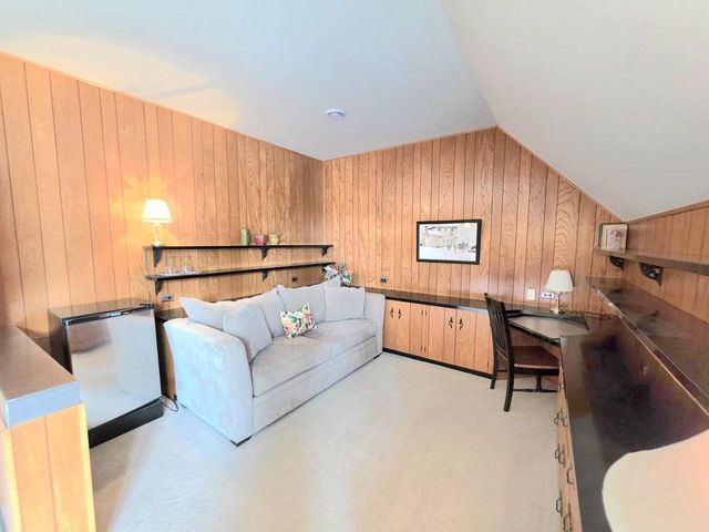 711 Giddings AVENUE, Sheboygan Falls, WI 53085