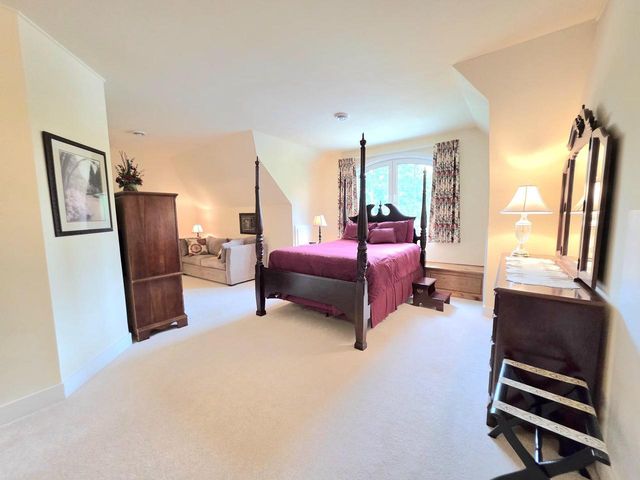 711 Giddings AVENUE, Sheboygan Falls, WI 53085