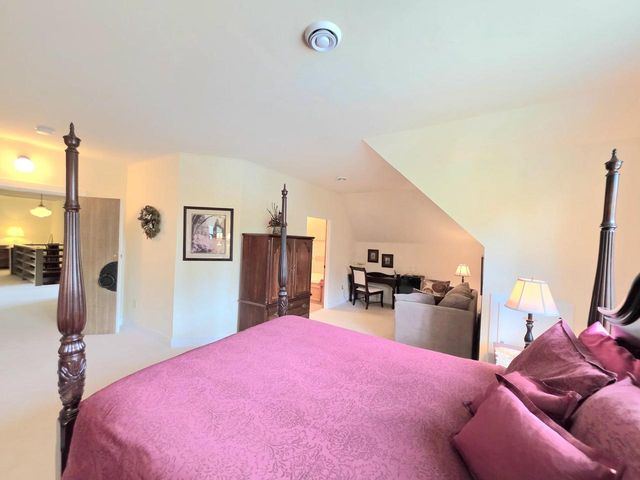 711 Giddings AVENUE, Sheboygan Falls, WI 53085