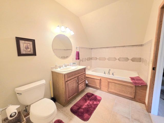 711 Giddings AVENUE, Sheboygan Falls, WI 53085