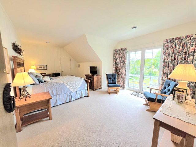 711 Giddings AVENUE, Sheboygan Falls, WI 53085